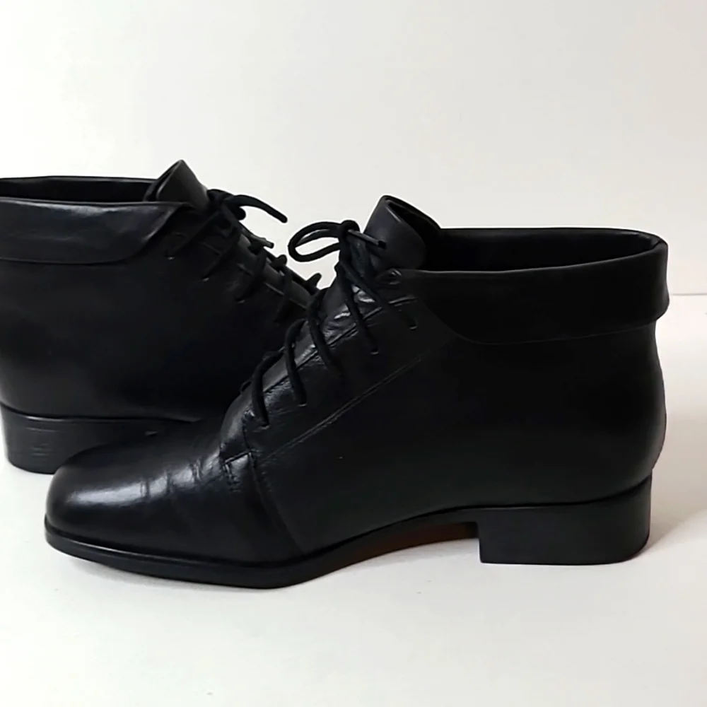 Vintage 90s Y2K St.Johns Bay Leather Ankle Booties Black Cuffed LaceUp Size 9.5W